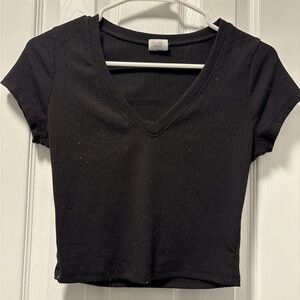 Full Tilt Black Ribbed V-Neck Crop Top